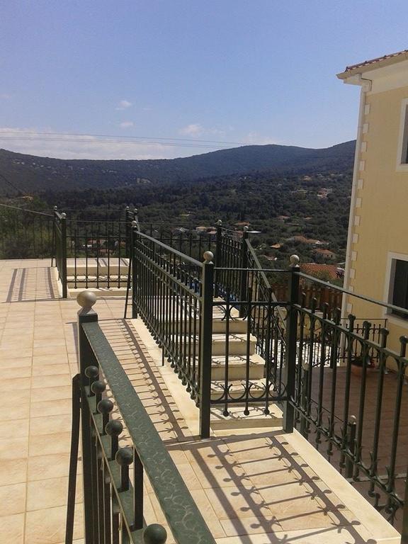 Iriana Village Inn Stavros  ภายนอก รูปภาพ